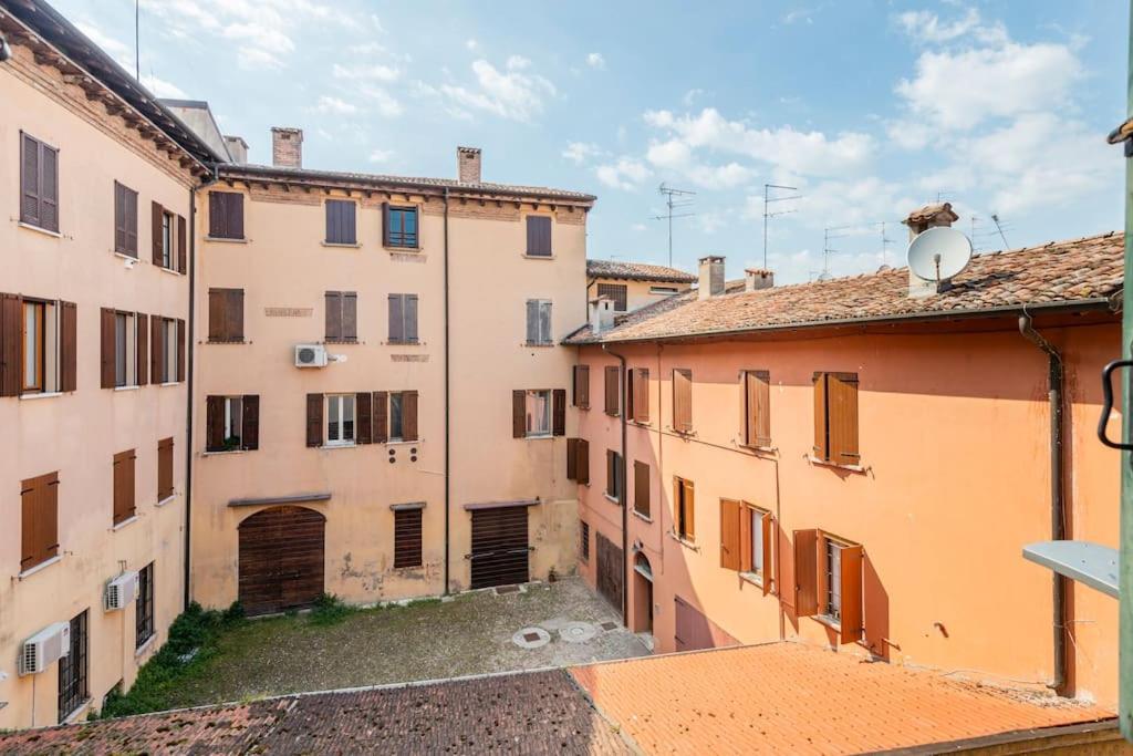 Apartment Under The Basilica Of Sant'Andrea Mantua Zewnętrze zdjęcie